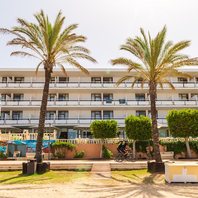 Hôtel Arenal - Logements photo 12