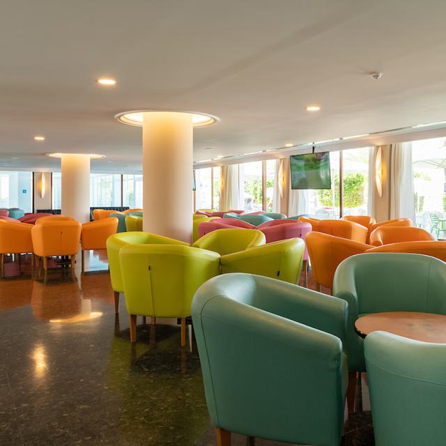 Hôtel Arenal - Logements photo 8