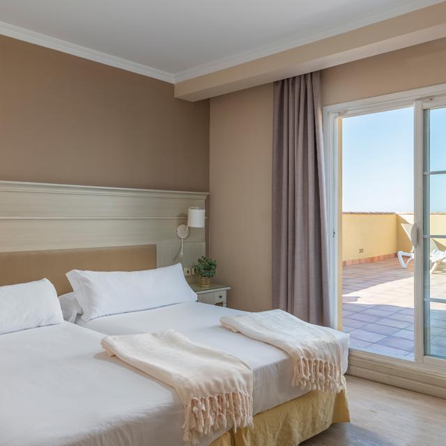 Iberostar Waves Malaga Playa photo 28