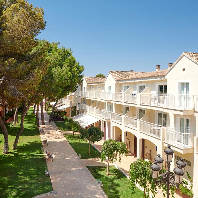 Iberostar Waves Club Cala Barca photo 2