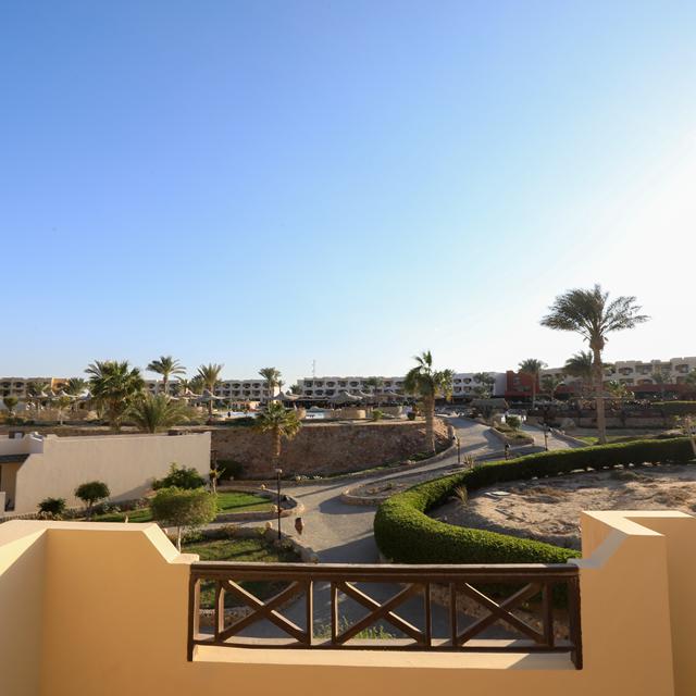 Blend Elphistone Resort photo 9