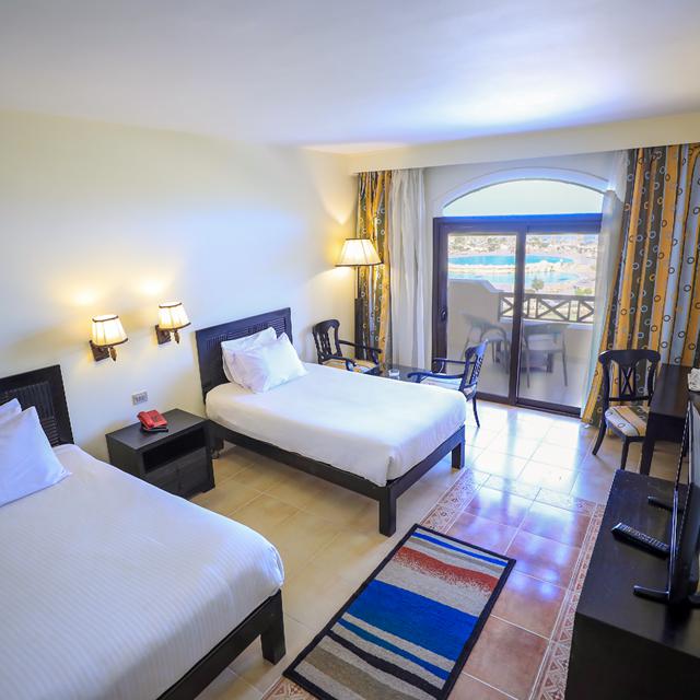 Blend Elphistone Resort photo 2