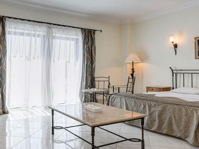 Bella Vista Hotel & Resort photo 2