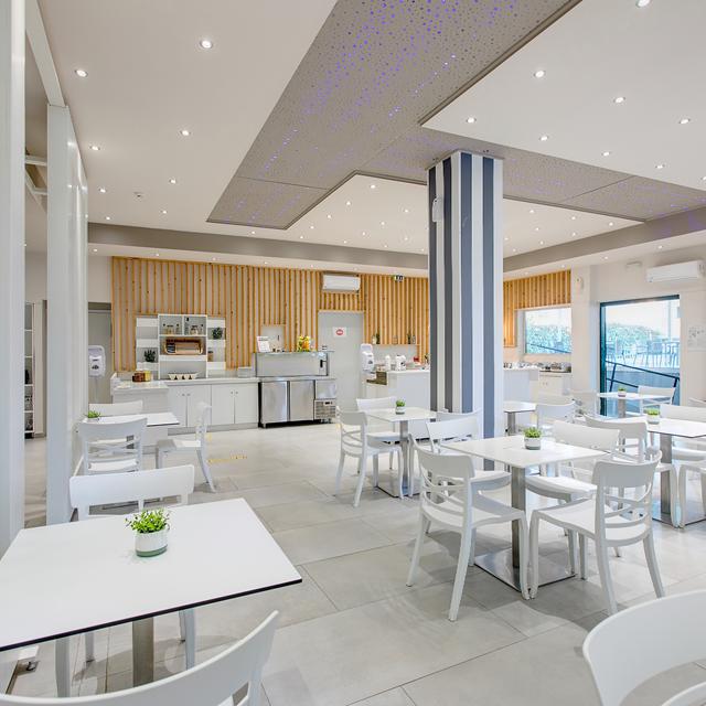Club Zante Plaza photo 8
