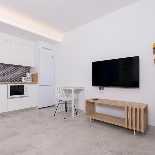 Esmeralda Cotillo Homes By LIVVIO photo 12