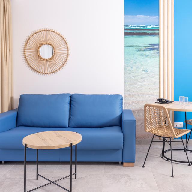 Esmeralda Cotillo Homes By LIVVIO photo 13