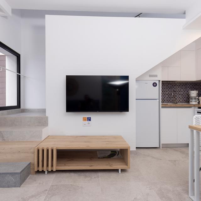 Esmeralda Cotillo Homes By LIVVIO photo 3