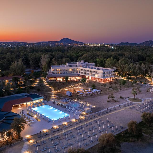 Domes Aulus Zante, Autograph Collection photo 28