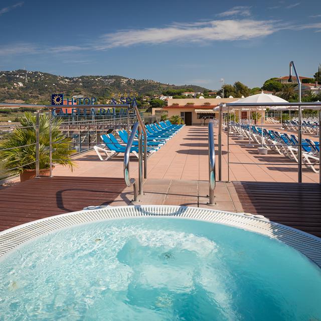 Hôtel htop Calella Palace photo 1
