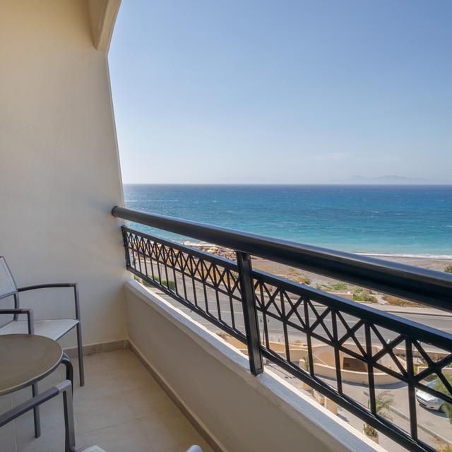 Hôtel Sol By Melia Cosmopolitan photo 3