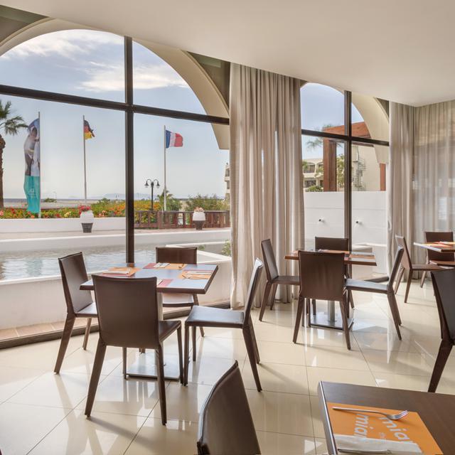 Hôtel Sol By Melia Cosmopolitan photo 5