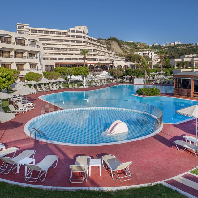 Hôtel Sol By Melia Cosmopolitan photo 1