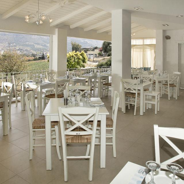 Hôtel & Suites Eva Mare - Réservé aux adultes photo 3