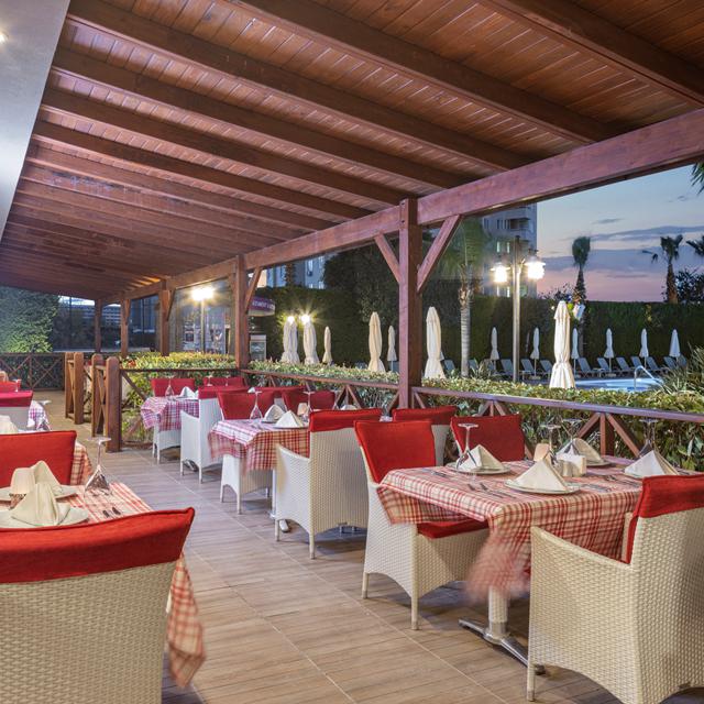 Hôtel Ramada Resort Lara photo 6