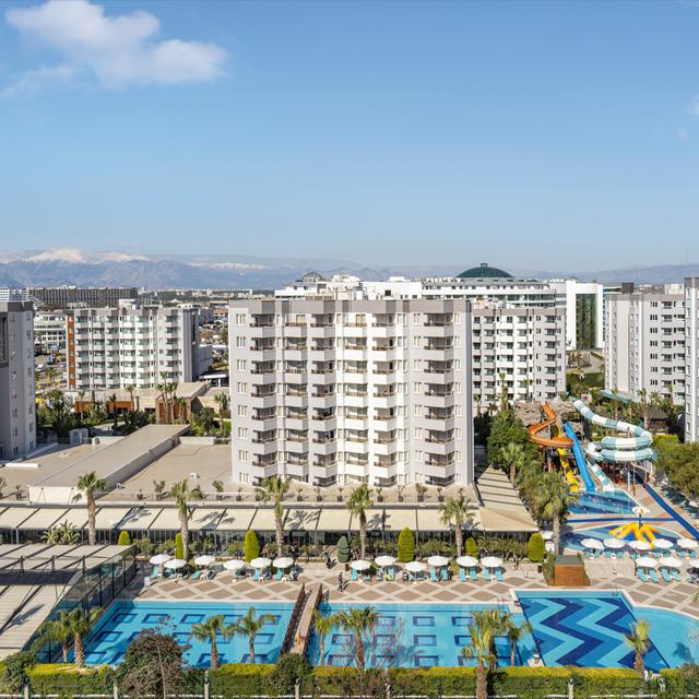 Hôtel Ramada Resort Lara photo 0