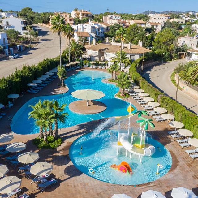 Hôtel JS Portocolom Suites photo 1