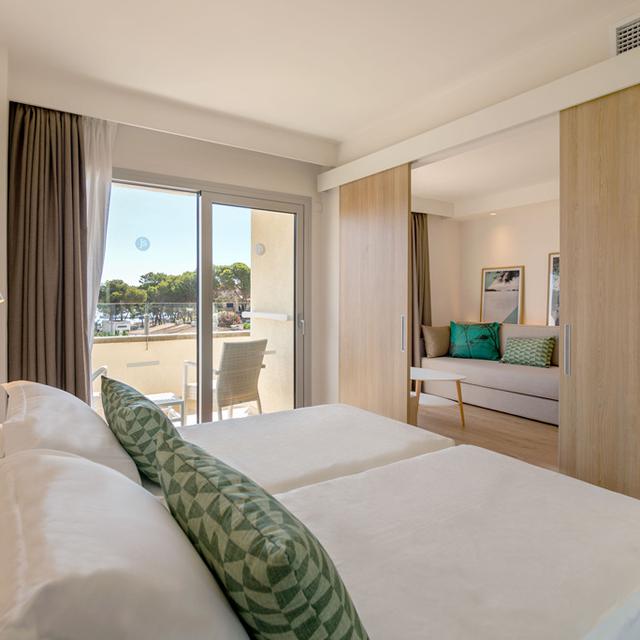 Hôtel JS Portocolom Suites photo 2