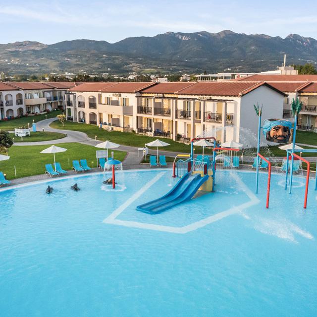 Hôtel White Olive Marine Aquapark photo 2
