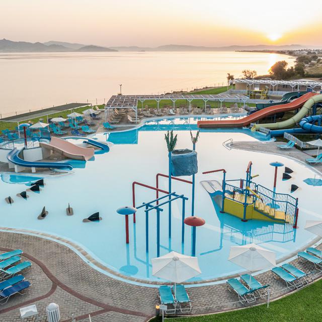 Hôtel White Olive Marine Aquapark photo 1