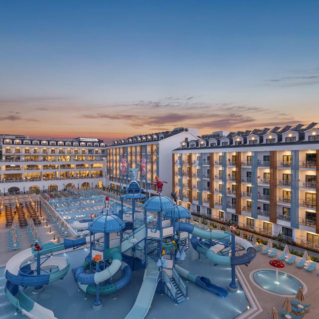 Arcanus Hôtels Trendline Resort Side photo 26