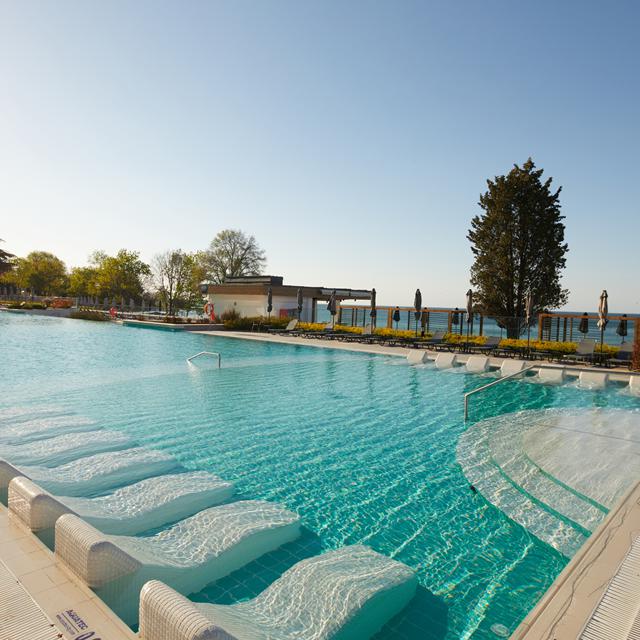 Secrets Sunny Beach Resort & Spa - réservé aux adultes photo 1