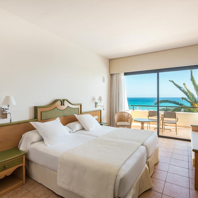 Iberostar Waves Playa Gaviotas photo 22