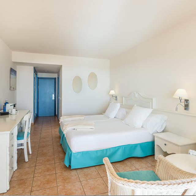 Iberostar Waves Playa Gaviotas photo 23