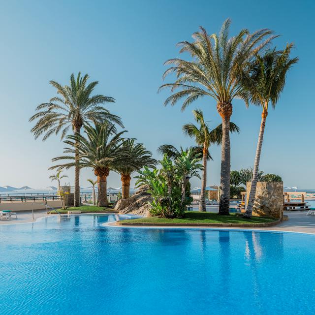Iberostar Waves Playa Gaviotas photo 1