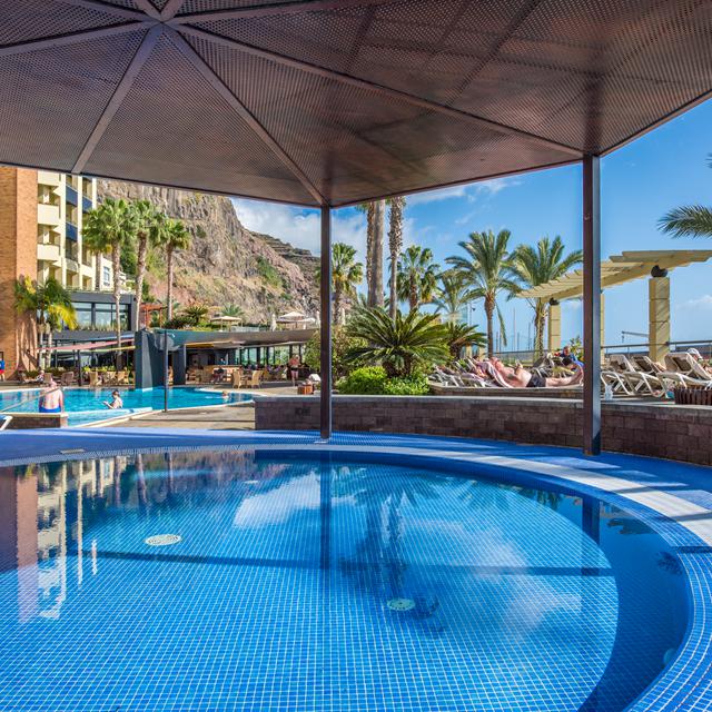 Hôtel Calheta Beach photo 30