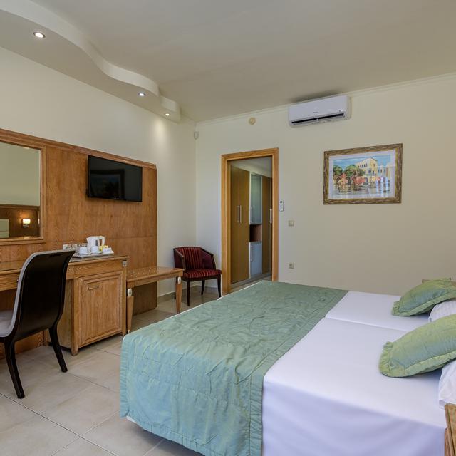 Natura Park Village Hôtel & Spa photo 2