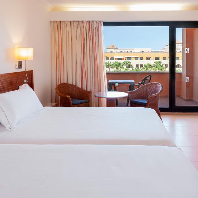 Hôtel Playamarina Spa photo 2