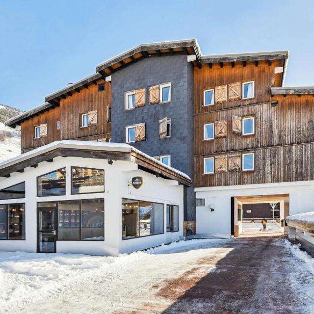 Hotel Turan photo 0