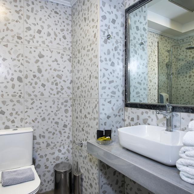 Selini Suites & Waterpark photo 13