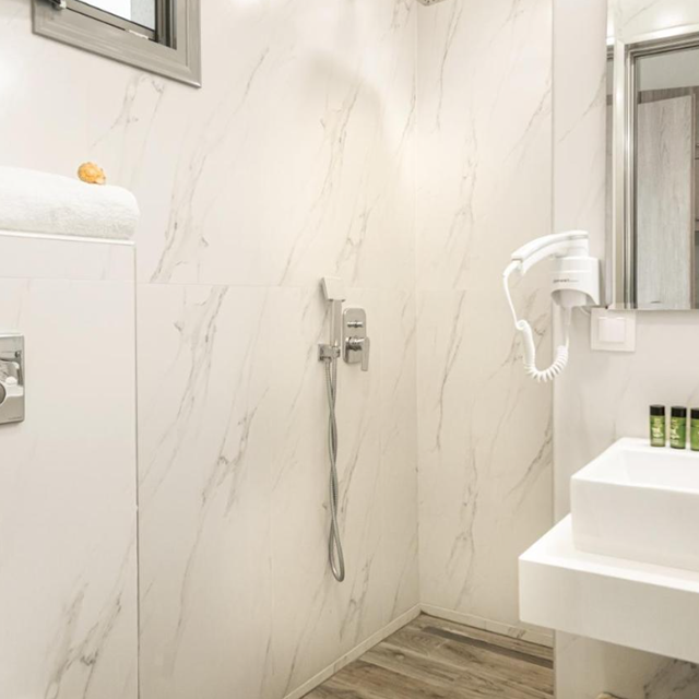 Summer in & Ara photo 4