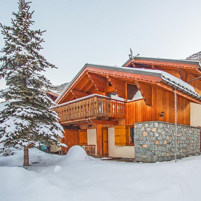Chalet Bettaix Rose photo 0