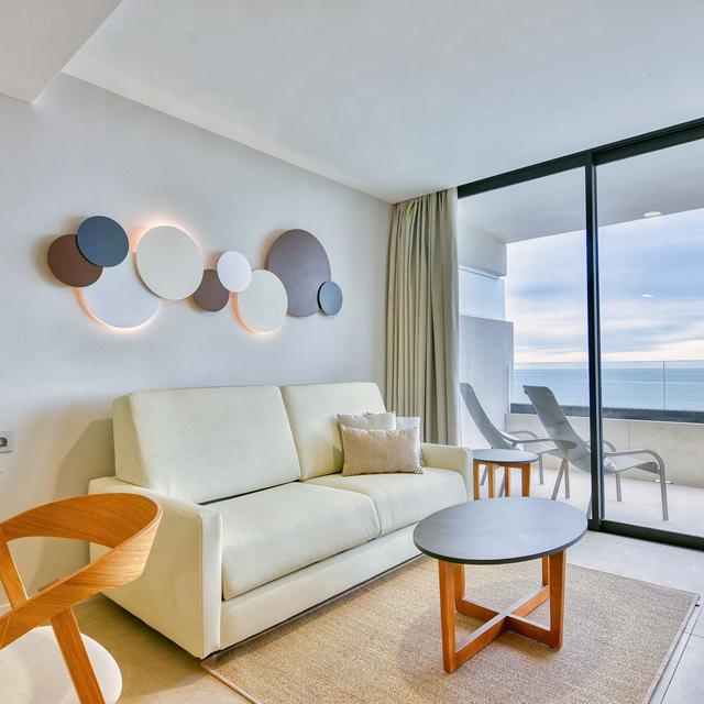 Relaxia Beverly Suites photo 2