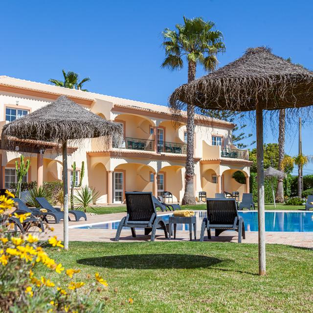 Aparthotel Atalaia Sol - Location de voiture incluse photo 1