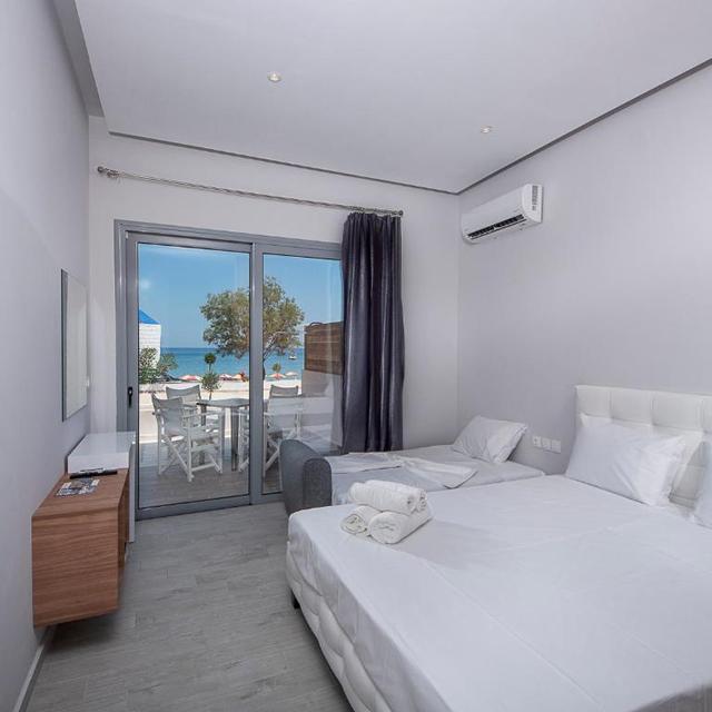 Studios Stegna Beach Premium photo 9