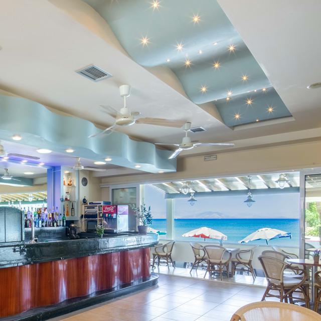 Hôtel Rossis Beach photo 4