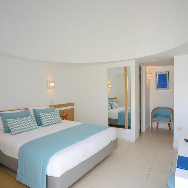 Hotel Monarque Dar Zahra photo 2