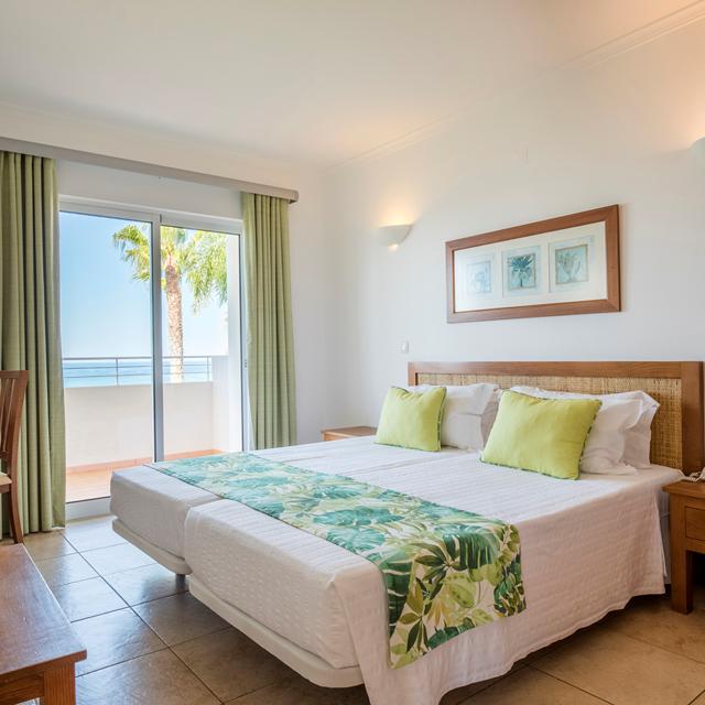 SunPlace Appt Clube Porto-Mos Beach Resort photo 12