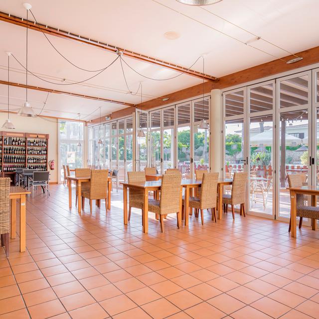 SunPlace Appt Clube Porto-Mos Beach Resort photo 5