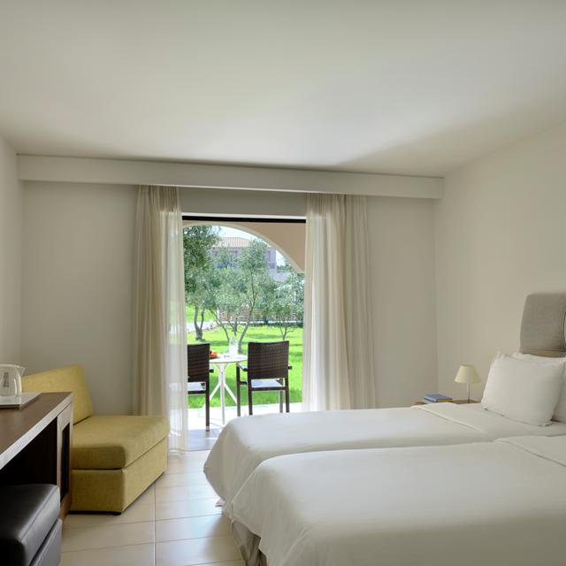 Hôtel Atlantica Eleon Grand Resort photo 2