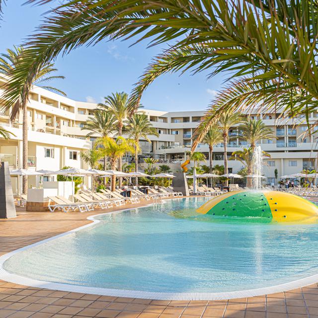 Hôtel Iberostar Waves Playa Gaviotas Park photo 1