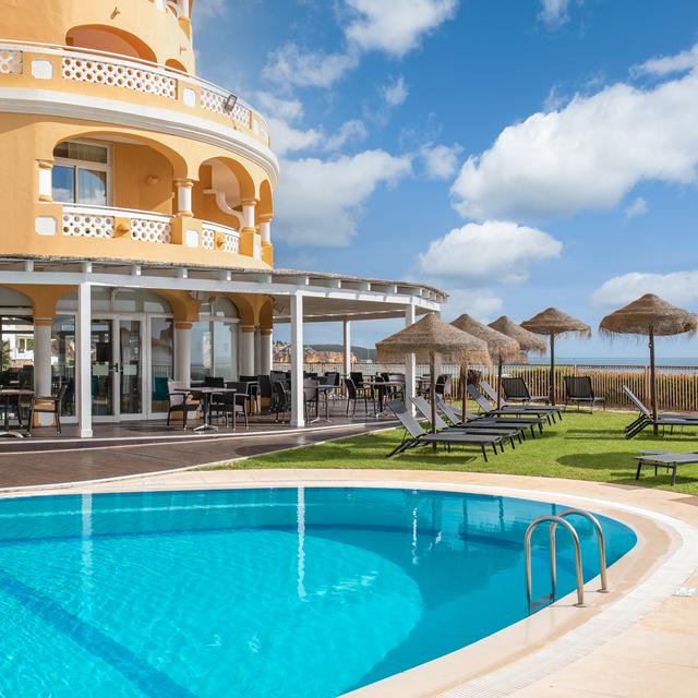 Hôtel AP Oriental Beach - réservé aux adultes photo 0