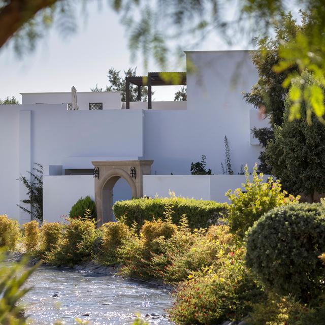Lindian Village Curio Collection by Hilton photo 11