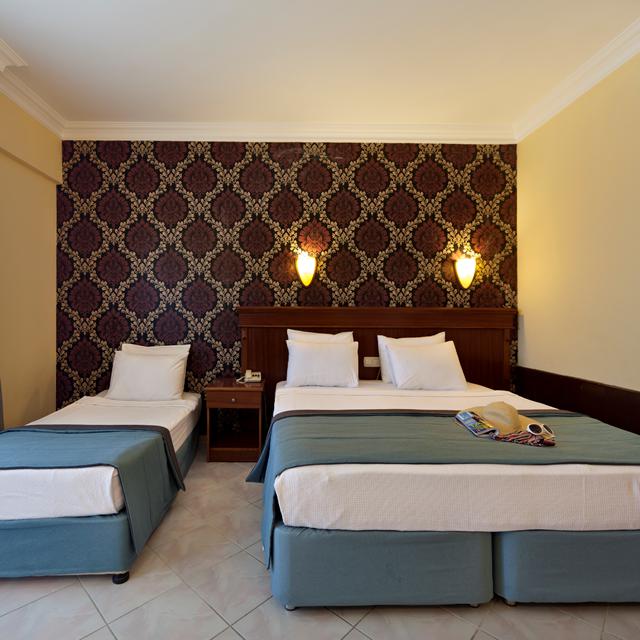Hôtel Golden Age Crystal photo 13