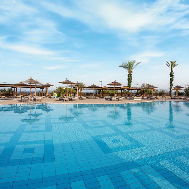 Hôtel Grand Blue Beach Resort photo 1