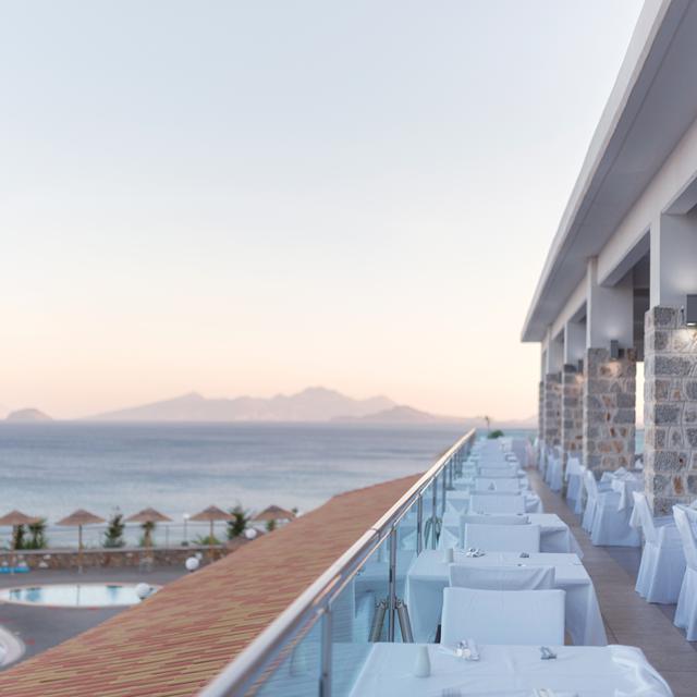 Hôtel Grand Blue Beach Resort photo 7