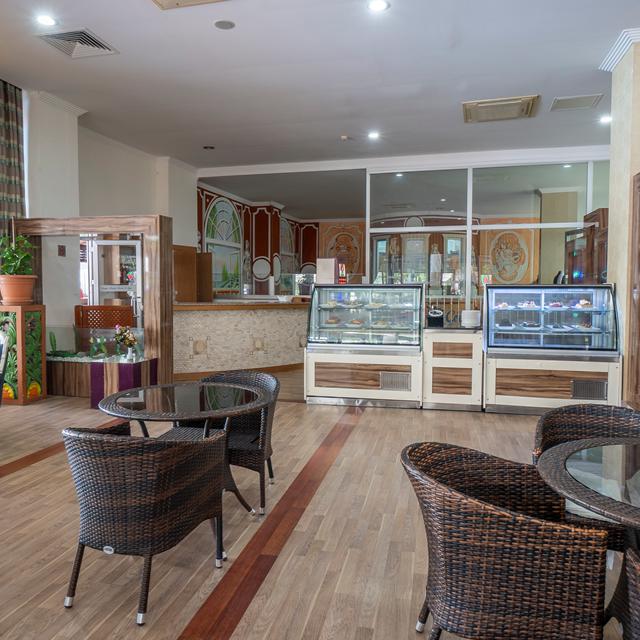 Hotel Cenger Beach photo 4